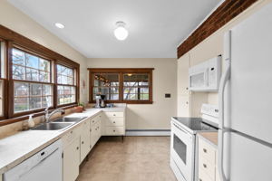 220 Sycamore Rd, Linthicum Heights, MD 21090, USA Photo 19