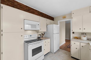 220 Sycamore Rd, Linthicum Heights, MD 21090, USA Photo 21