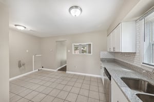220 Transit St-013.jpg