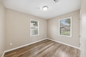 220 Transit St-024.jpg