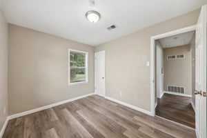 220 Transit St-025.jpg