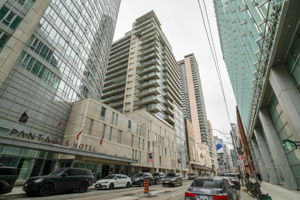 220 Victoria St Unit 1803, Toronto ON