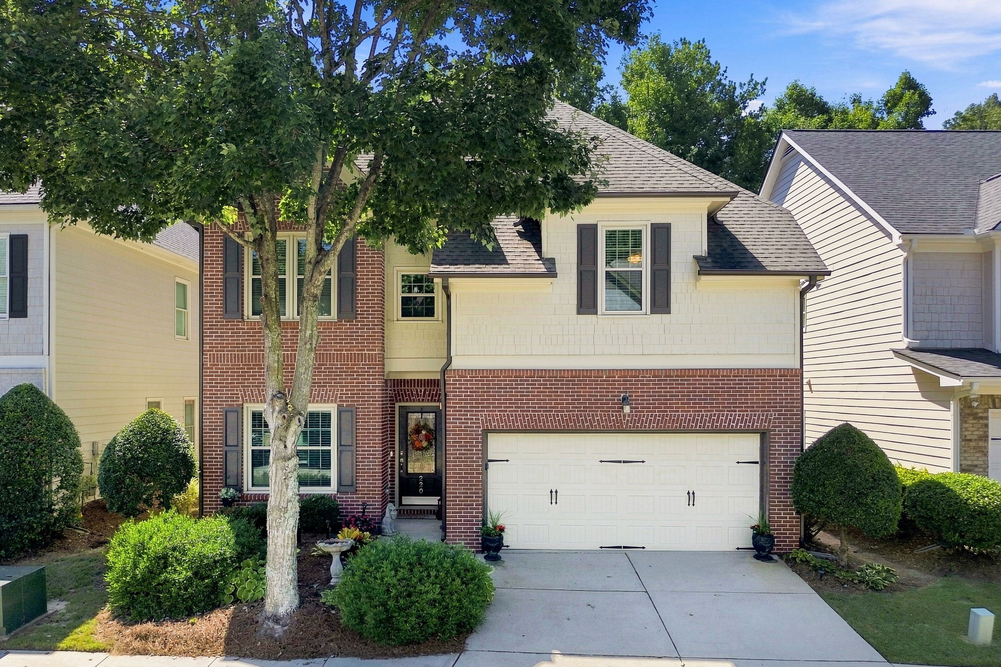 Location! 1.5 miles from Downtown Alpharetta and 2.9 miles from Avalon