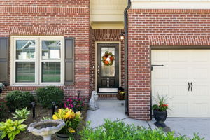 Come in to your home Close to Everything but Far Removed from Ordinary