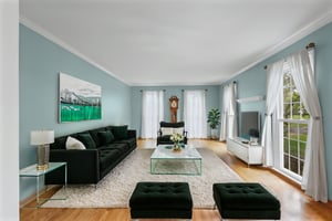 007A4252_print virtually staged.jpeg