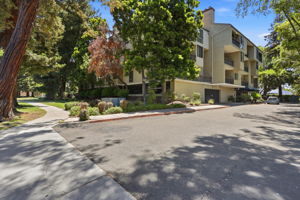030_F8_2200 Agnew Rd 109