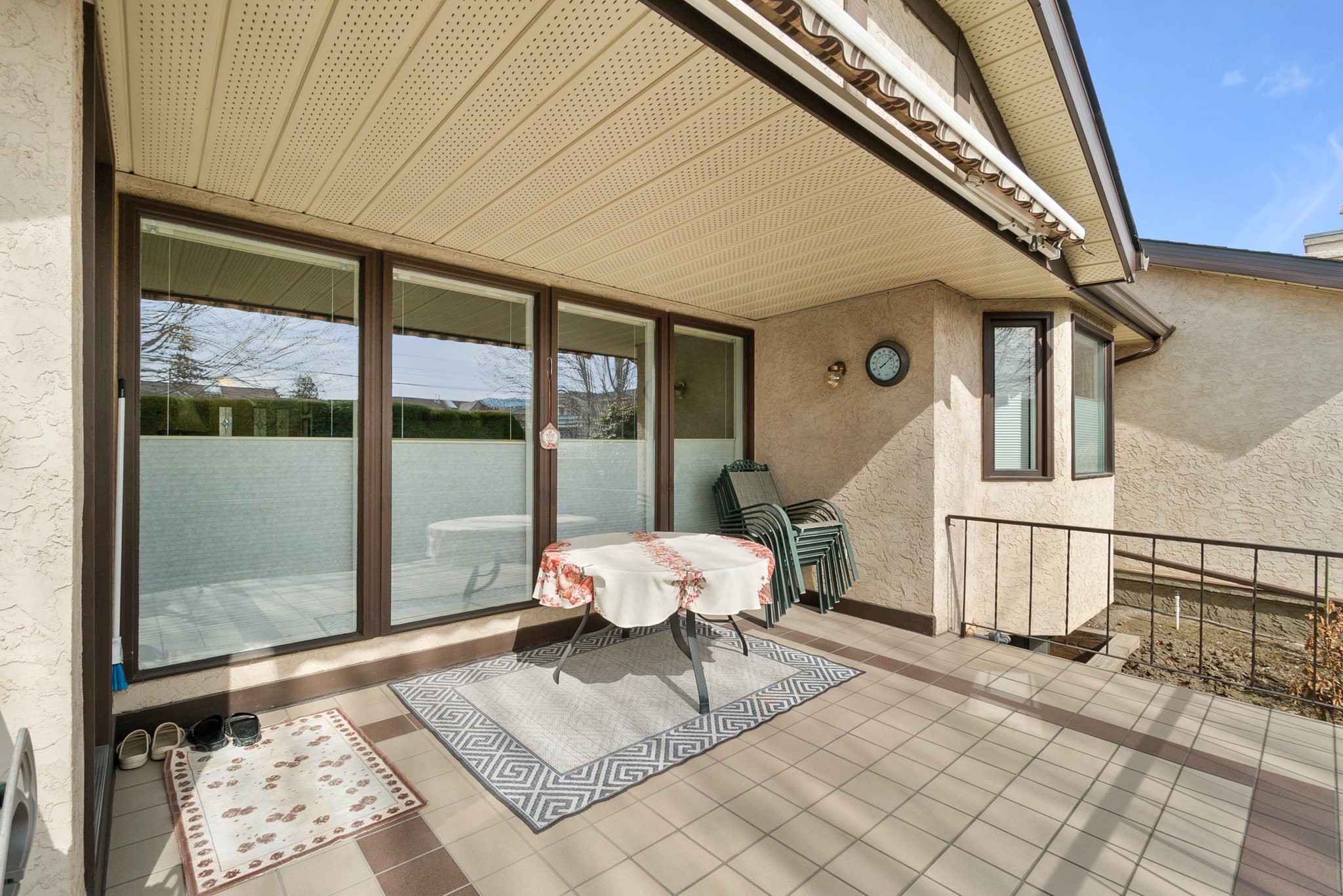 2200 Gordon Dr, Kelowna, BC V1Y 8T7, Canada Photo 46