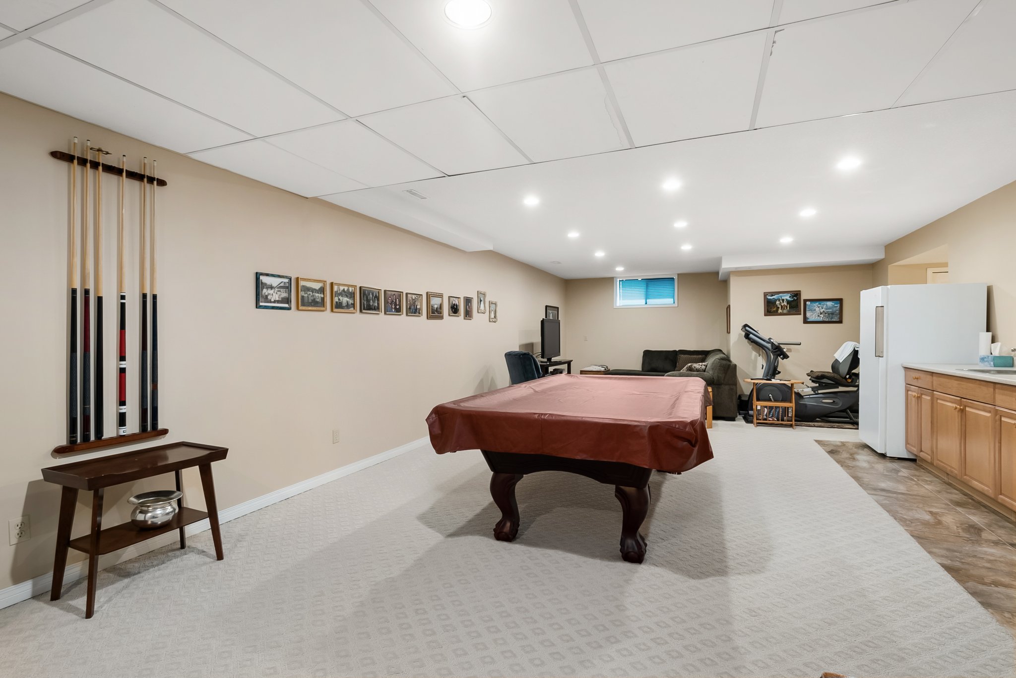 2200 Gordon Dr, Kelowna, BC V1Y 8T7, Canada Photo 29