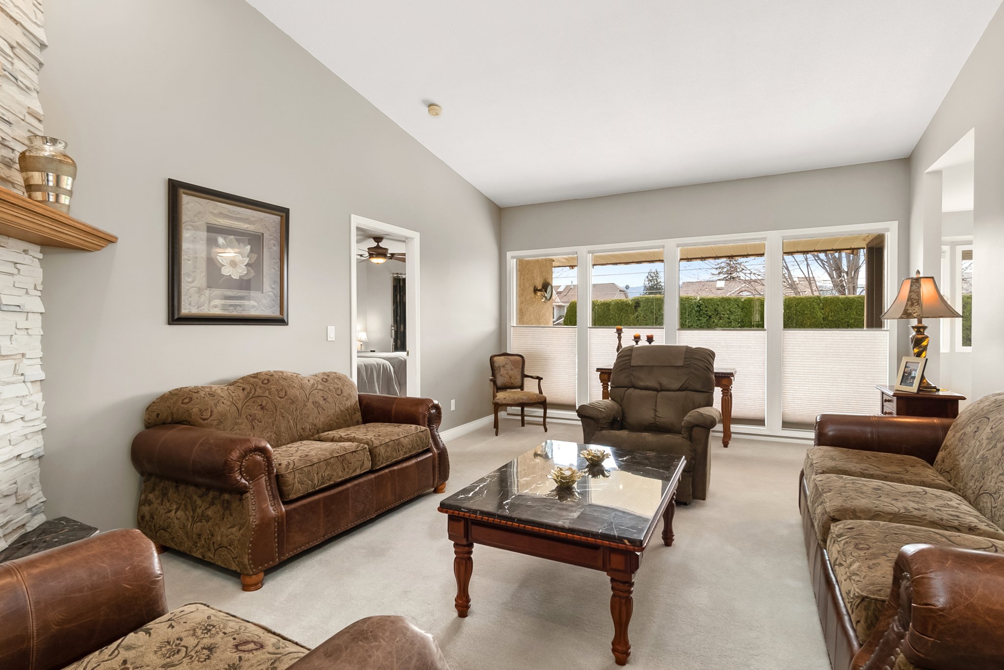 2200 Gordon Dr, Kelowna, BC V1Y 8T7, Canada Photo 7