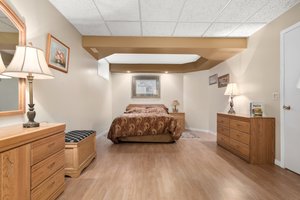 2200 Gordon Dr, Kelowna, BC V1Y 8T7, Canada Photo 36