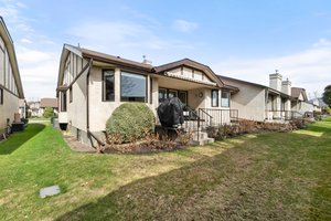 2200 Gordon Dr, Kelowna, BC V1Y 8T7, Canada Photo 41