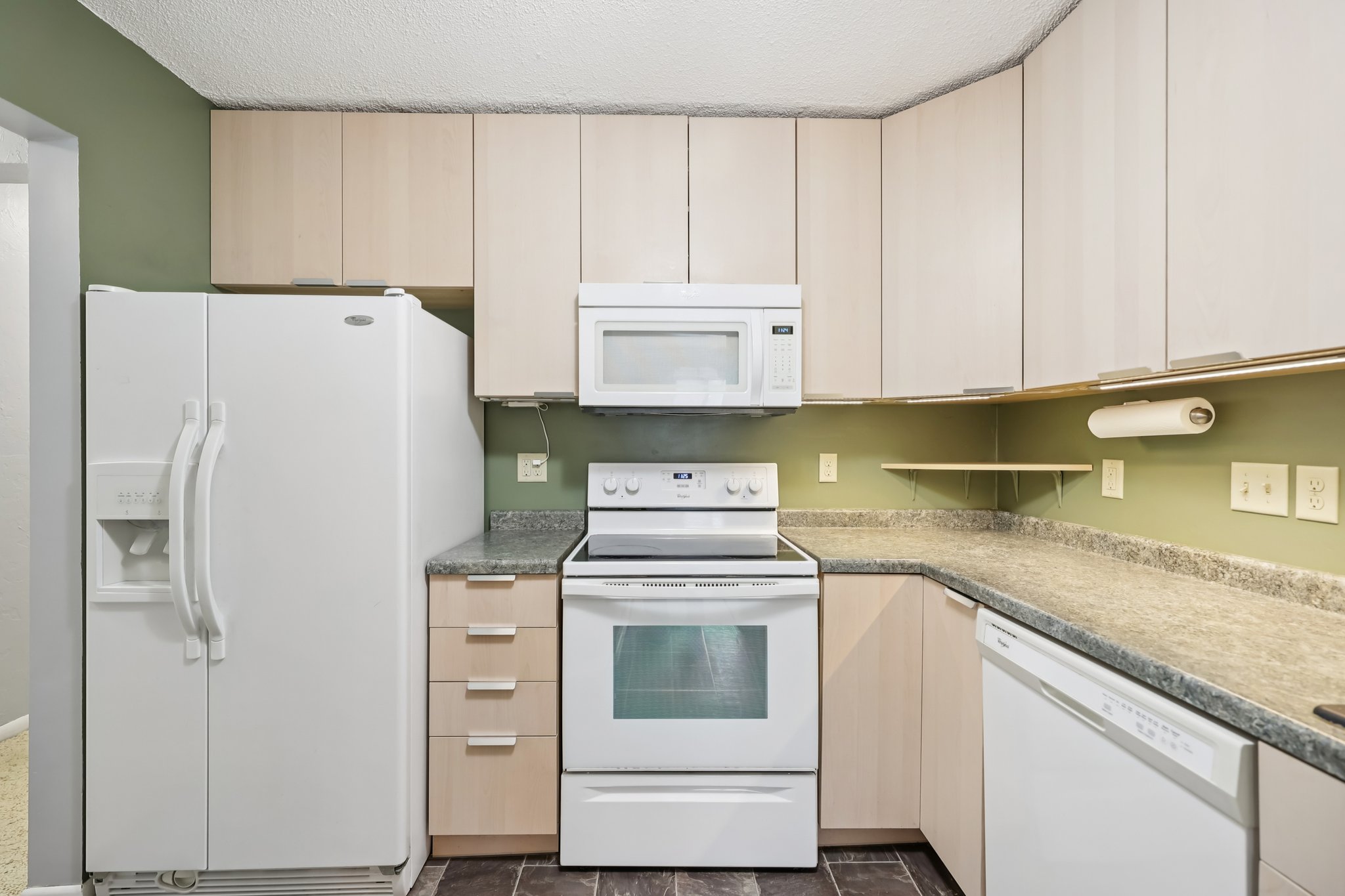 Nevada Ave. S. 316-S2502-012.jpg