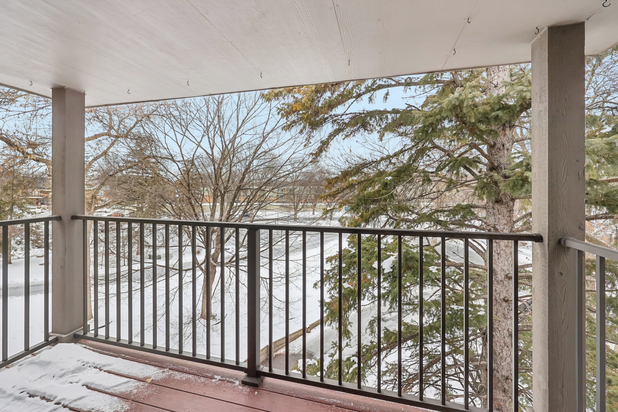 Nevada Ave. S. 316-S2502-036.jpg