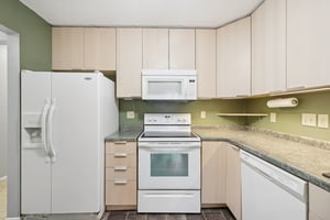 Nevada Ave. S. 316-S2502-012.jpg