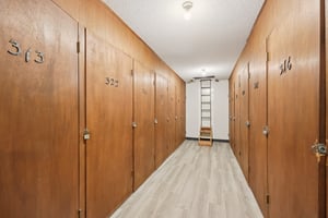 Nevada Ave. S. 316-S2502-035.jpg