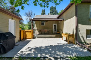  Photo 44