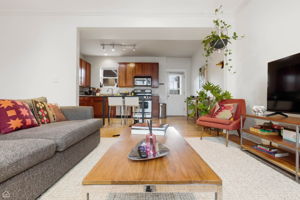 2200 W Winona St 2 - North Clybourn Group_003