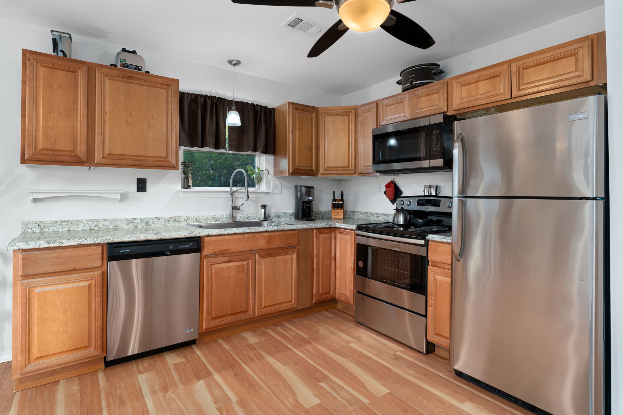 22005 Cold Spring Dr, Leander, TX 78641, USA Photo 37