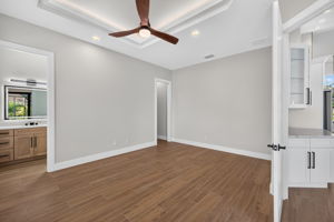 Guest Bedroom 4 of 4