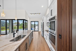 Kitchen 4 of 4