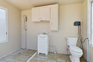  Photo 36