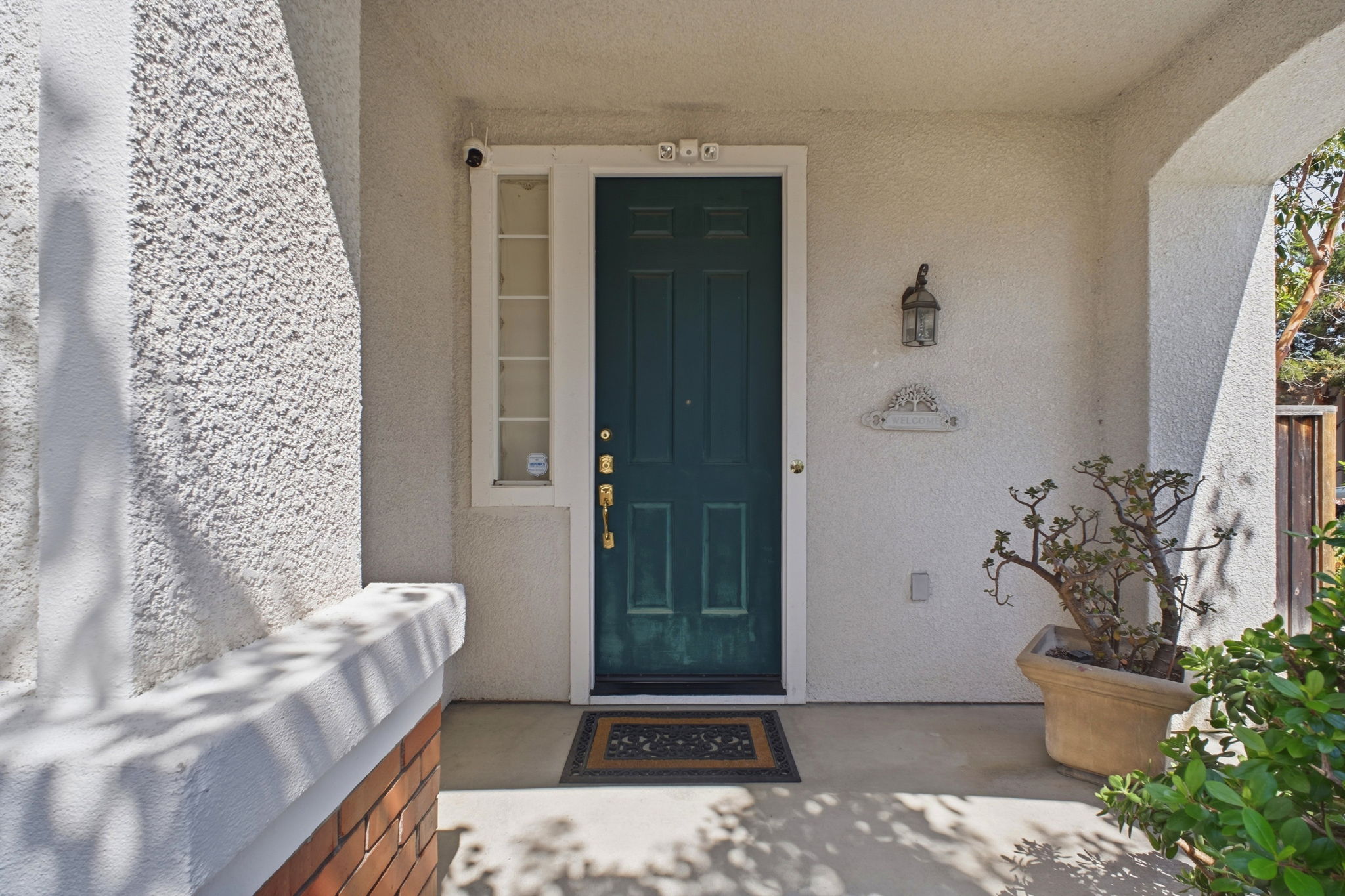 004_F8_2201 Mariner Way