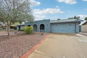 W Utopia Rd-S1902-002.jpg