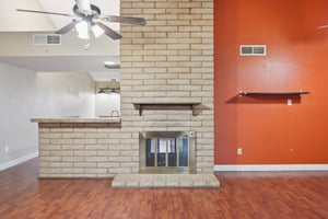 W Utopia Rd-S1902-008.jpg