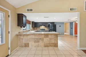 W Utopia Rd-S1902-016.jpg