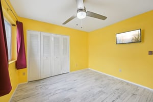 W Utopia Rd-S1902-025.jpg