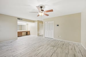 W Utopia Rd-S1902-028.jpg