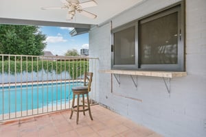 W Utopia Rd-S1902-042.jpg