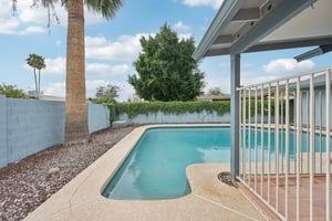 W Utopia Rd-S1902-043.jpg