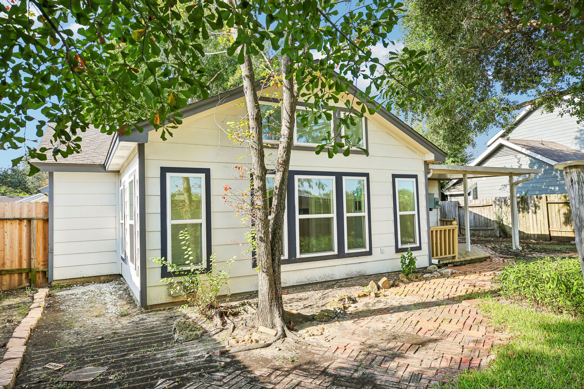 Calderbrook Dr-S2609-031.jpg