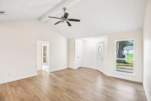 Calderbrook Dr-S2609-006.jpg