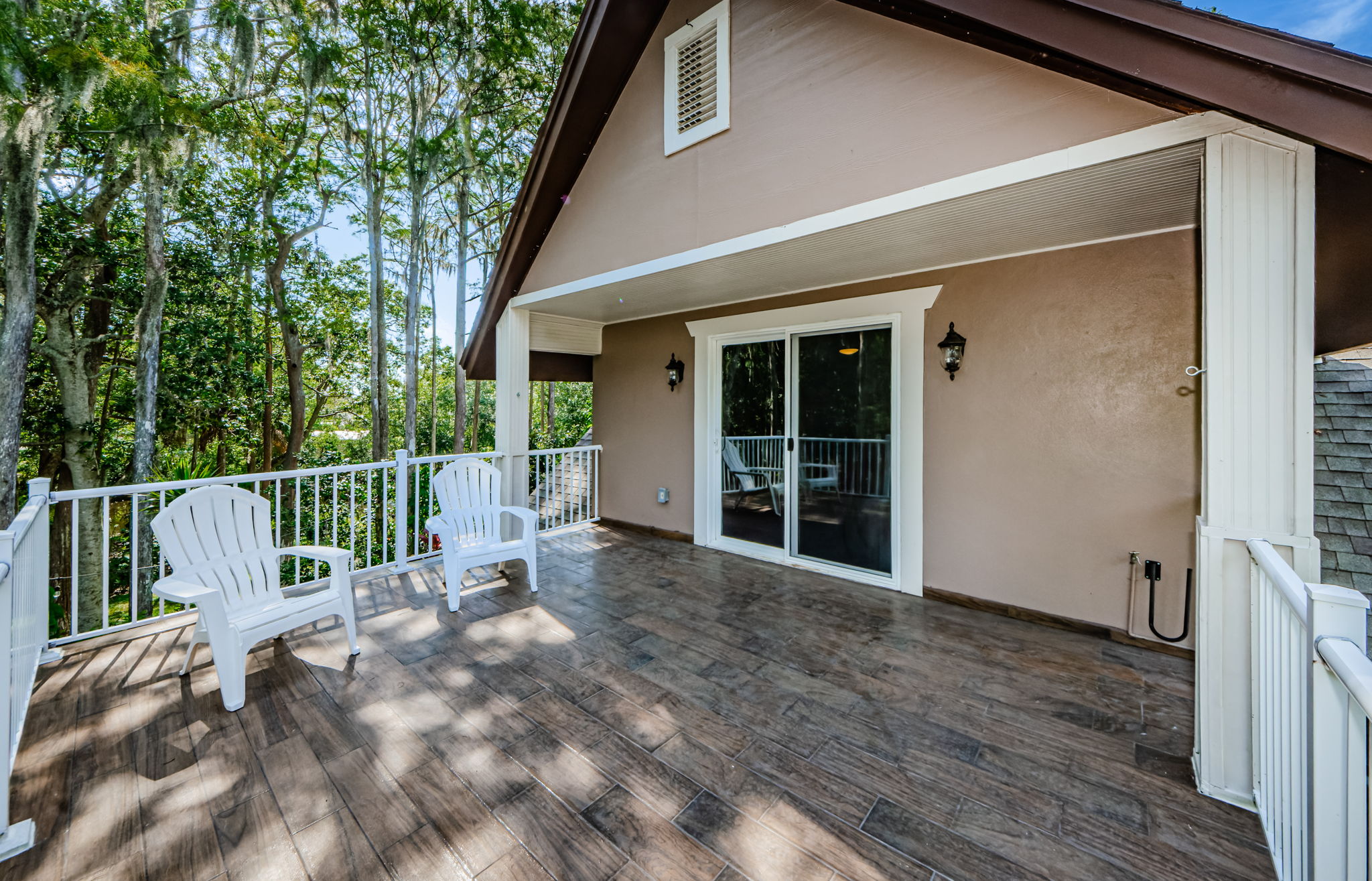 Upper Level Balcony 2