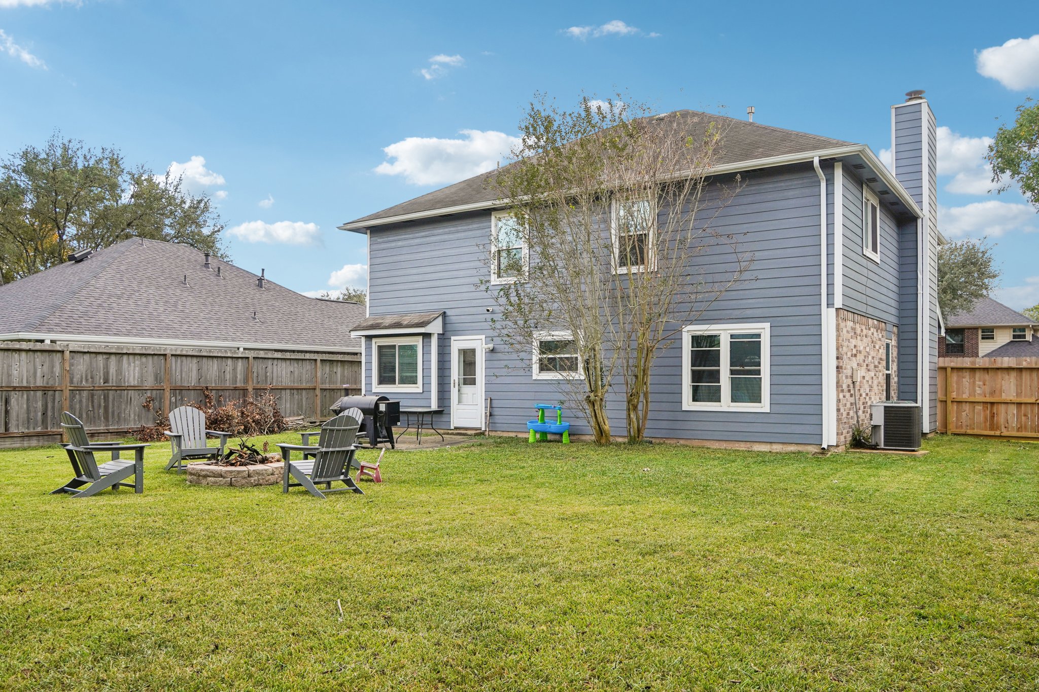 Dublin Dr-S1911-025.jpg