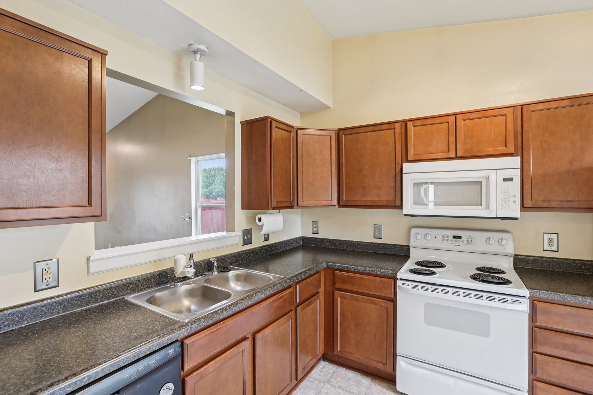 Rossington Ln-S1610-009.jpg