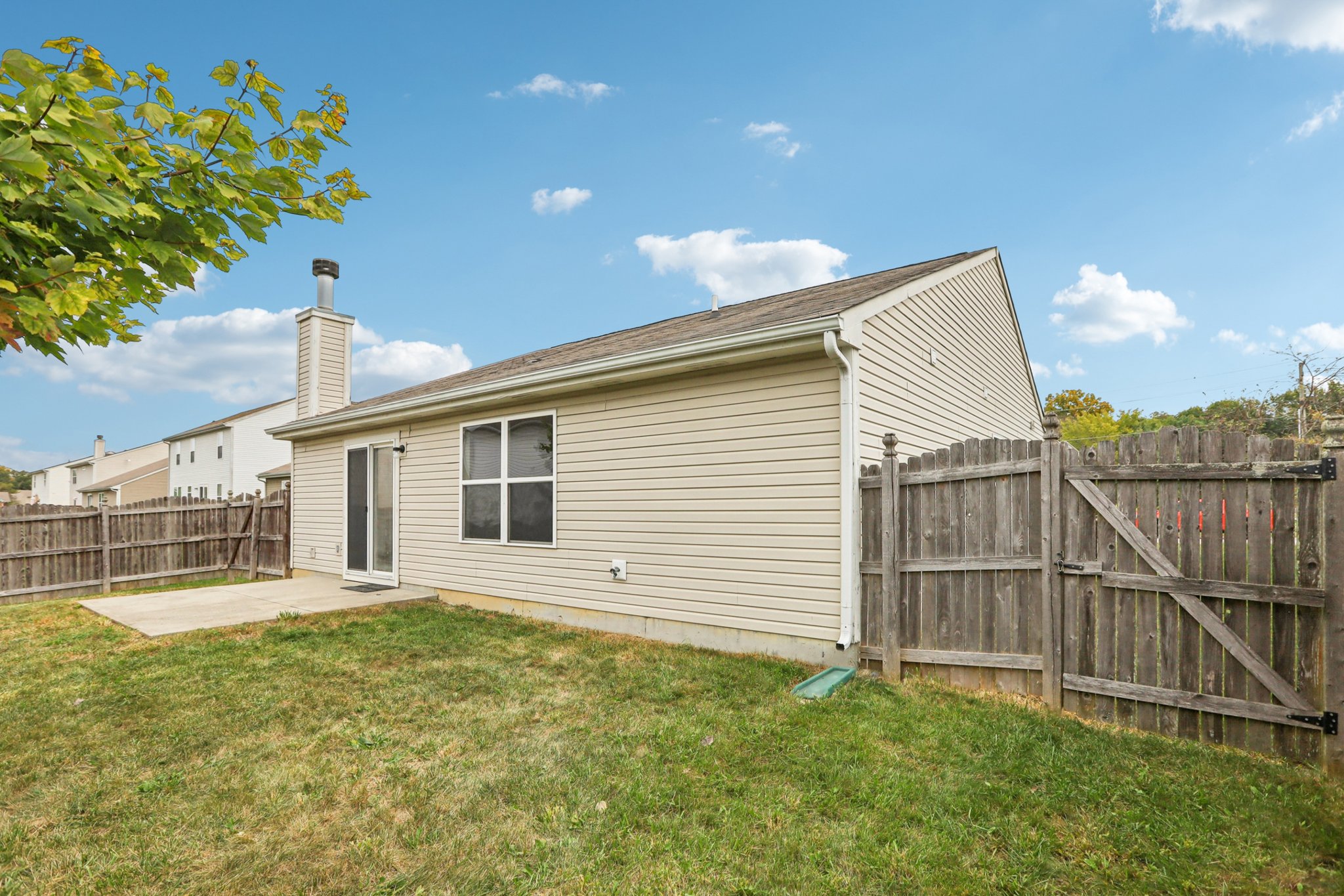 Rossington Ln-S1610-030.jpg