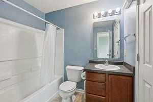 Rossington Ln-S1610-026.jpg