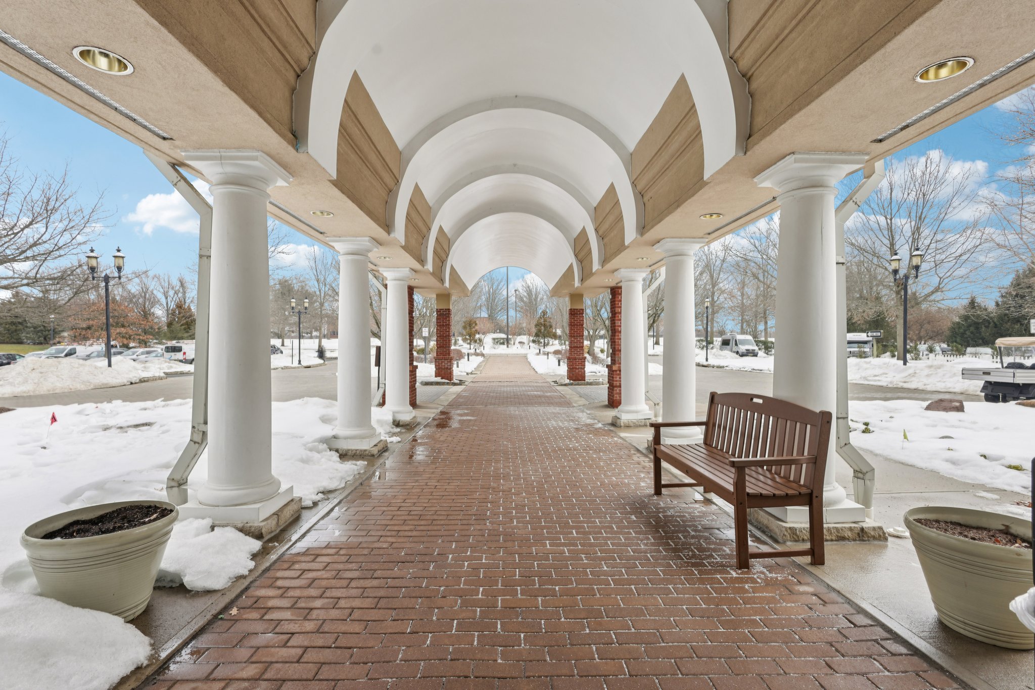 Windrow Dr-S1802-004.jpg