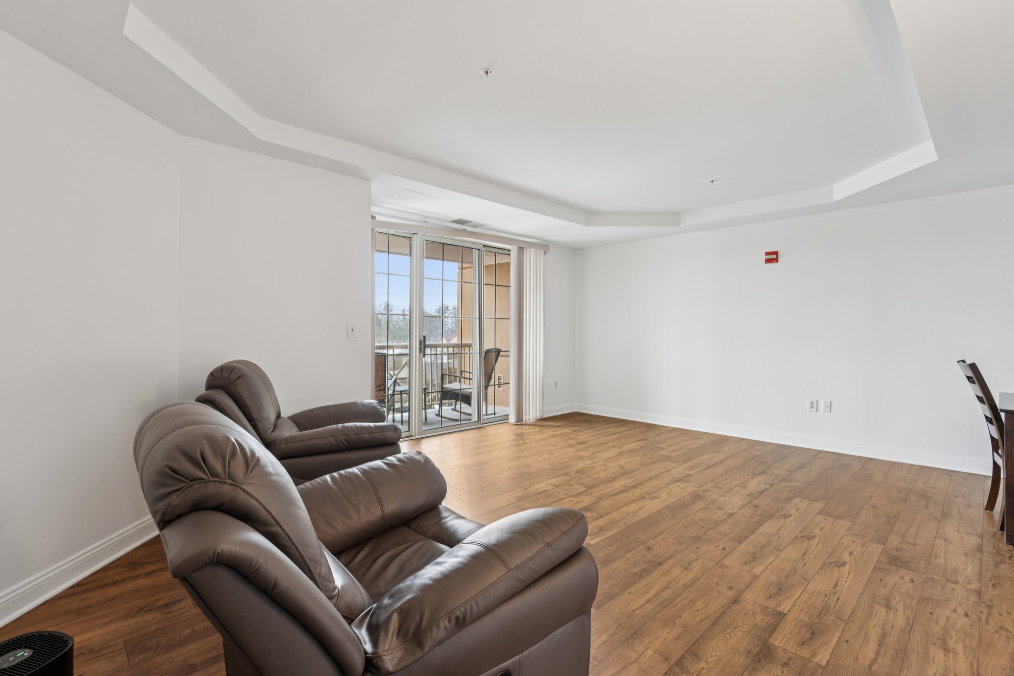 Windrow Dr-S1802-012.jpg