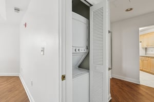 Windrow Dr-S1802-023.jpg