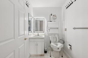 Windrow Dr-S1802-024.jpg