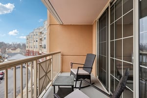 Windrow Dr-S1802-026.jpg