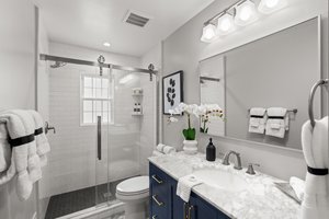 Hall bath upstairs