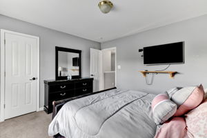 2203 Rindle Dr-24