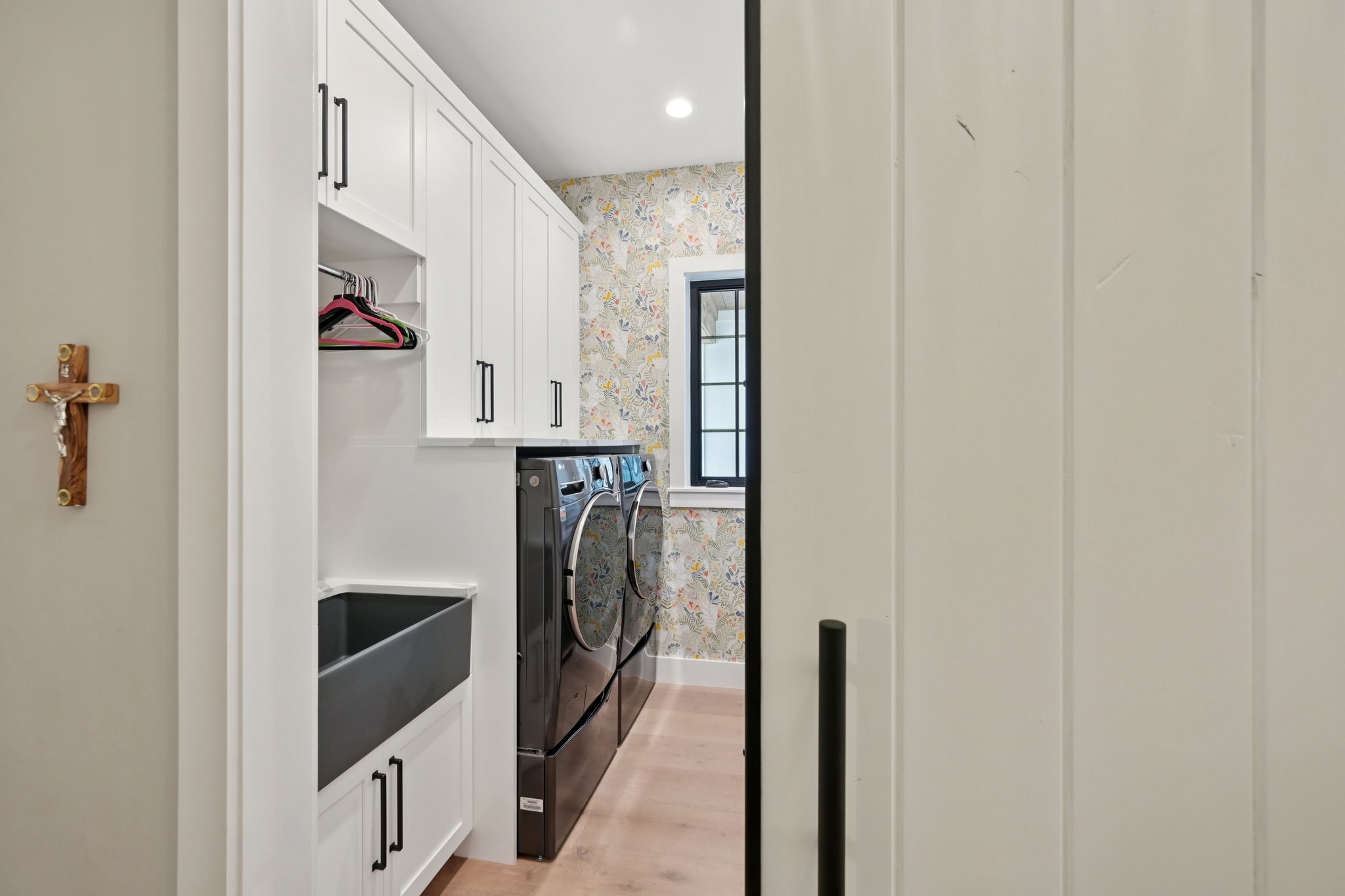 89th St NW-L1404-023.jpg