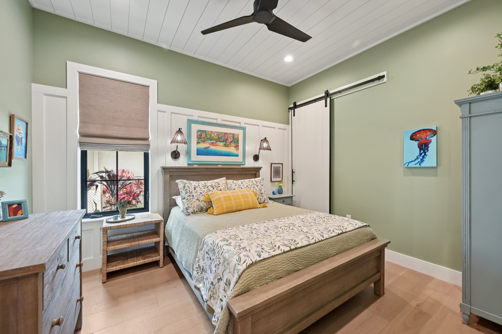 89th St NW-L1404-024.jpg