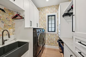 89th St NW-L1404-022.jpg